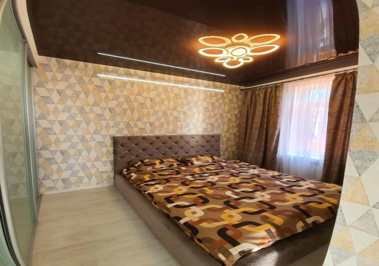 Lux New Apartment 2019 Charkiv Exteriör bild